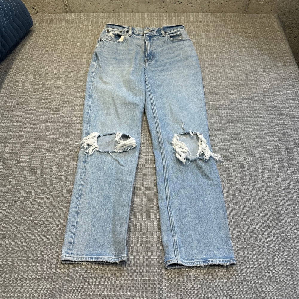 Abercrombie Fitch The 90s Straight Ultra High Rise Distressed Jeans 26/ 2 Short